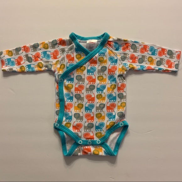 Zutano newborn crossover bodysuit with lions - Picture 3 of 5